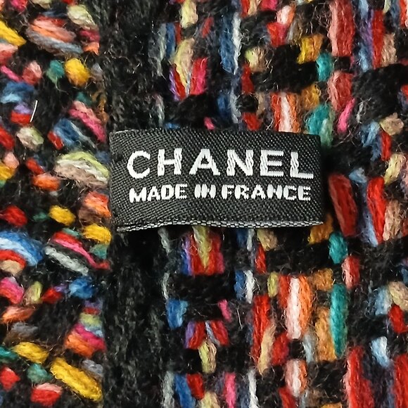 CHANEL Luxury Vintage Black & Red Multi-Color Woven Fringed Shawl Wrap Scarf - Picture 14 of 15